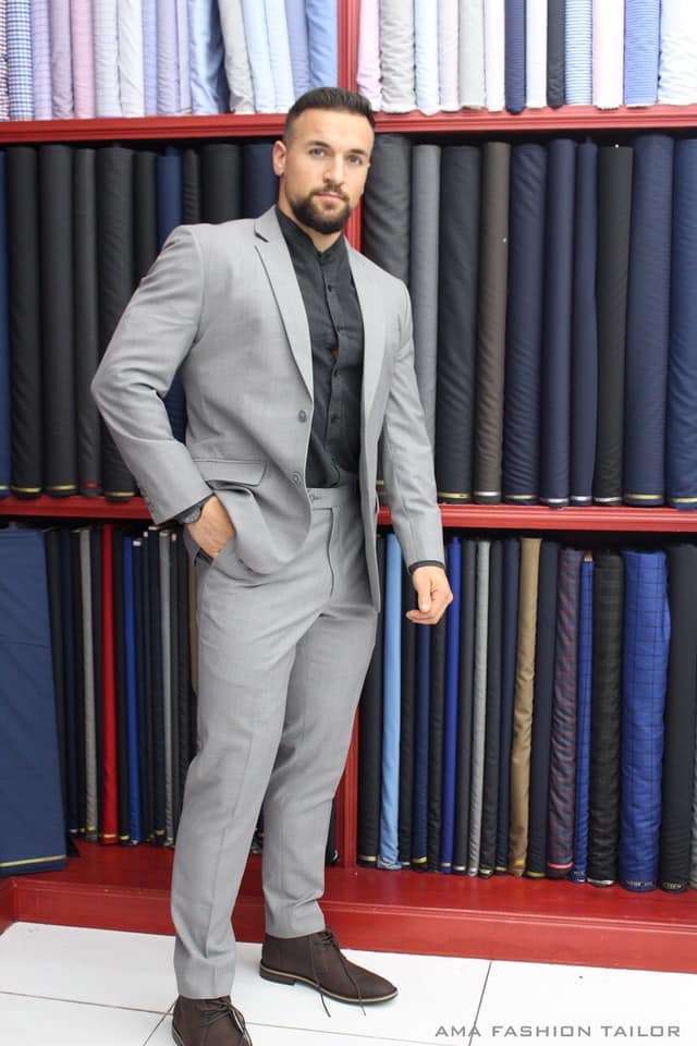 Best Custom Made Suits in Online